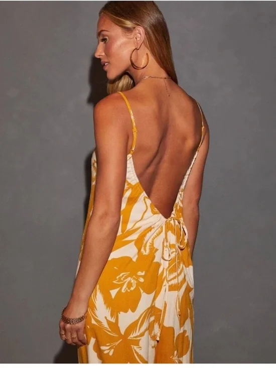 Vici Yellow Floral Wide-Leg Jumpsuit with Open Back - S - Picture 2 of 6